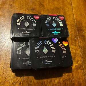 Amor Eterno Shifting Blush – ,